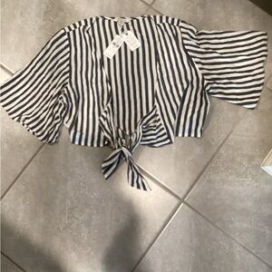 American Eagle Outfitters Striped Black and White Women's Top